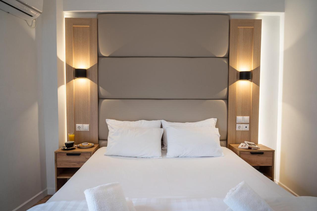 Hotel_Tier Атина Екстериор снимка